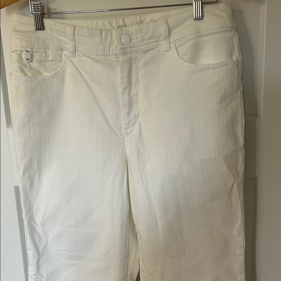 Chico's White Ankle Jeans - Picture 4 of 12